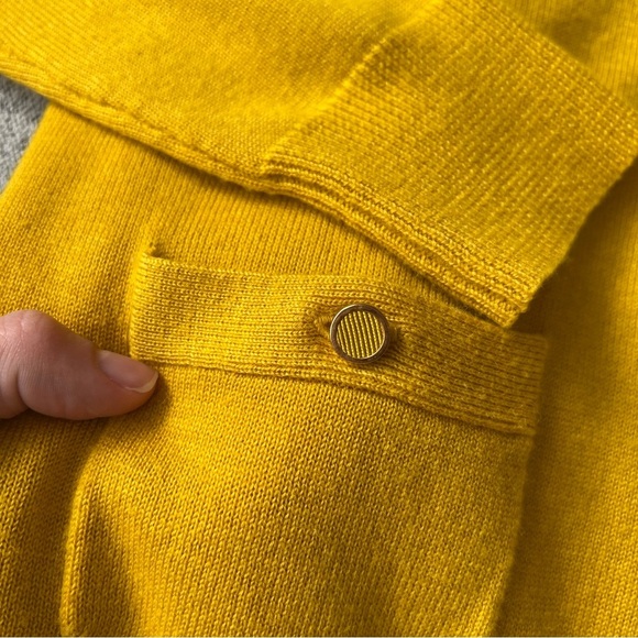 Mustard Yellow Banana Republic Cardigan Size S - Picture 7 of 7